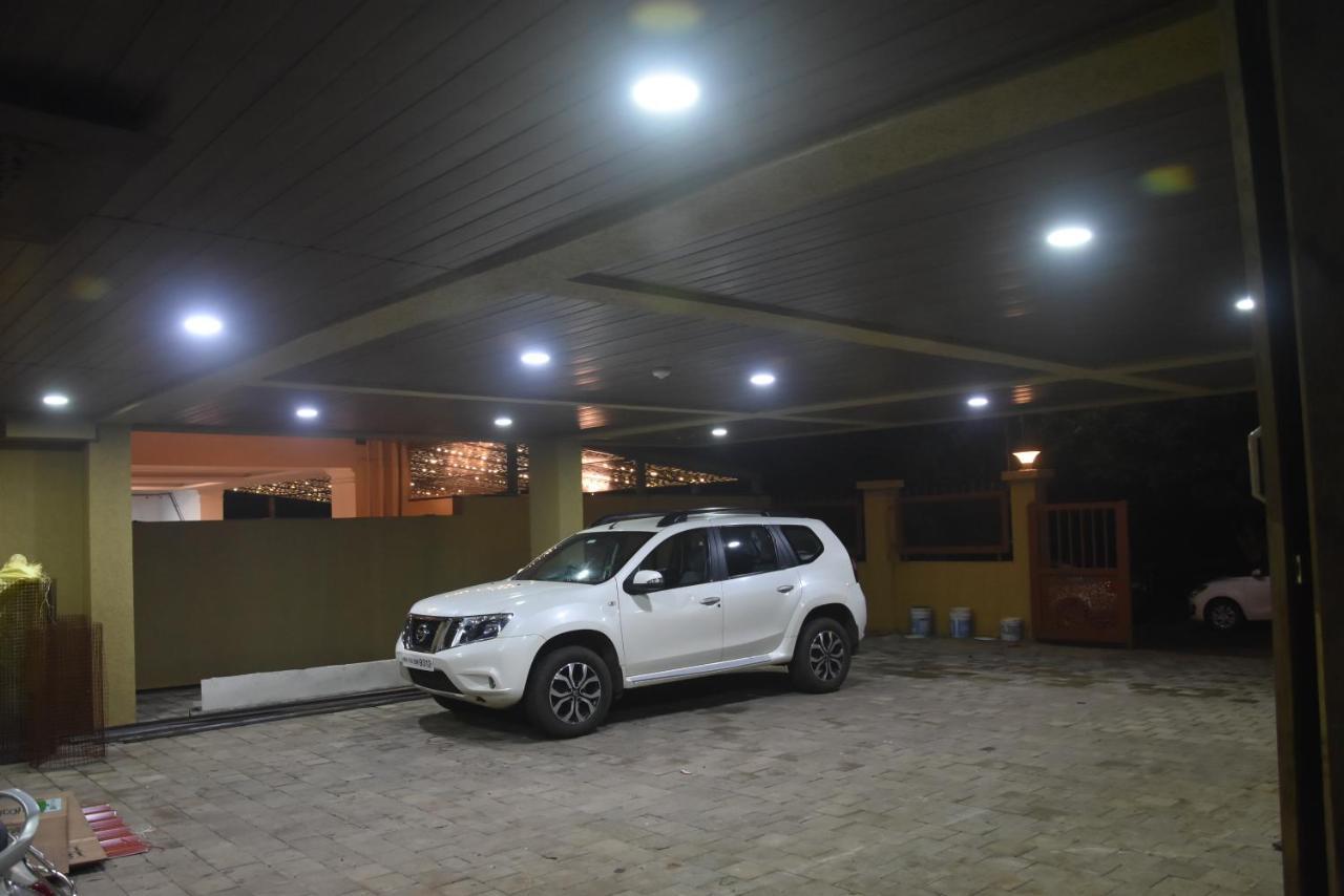 מלון Regal Panhala Residency מראה חיצוני תמונה