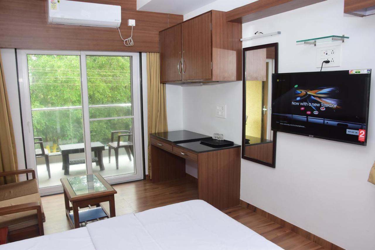 מלון Regal Panhala Residency מראה חיצוני תמונה