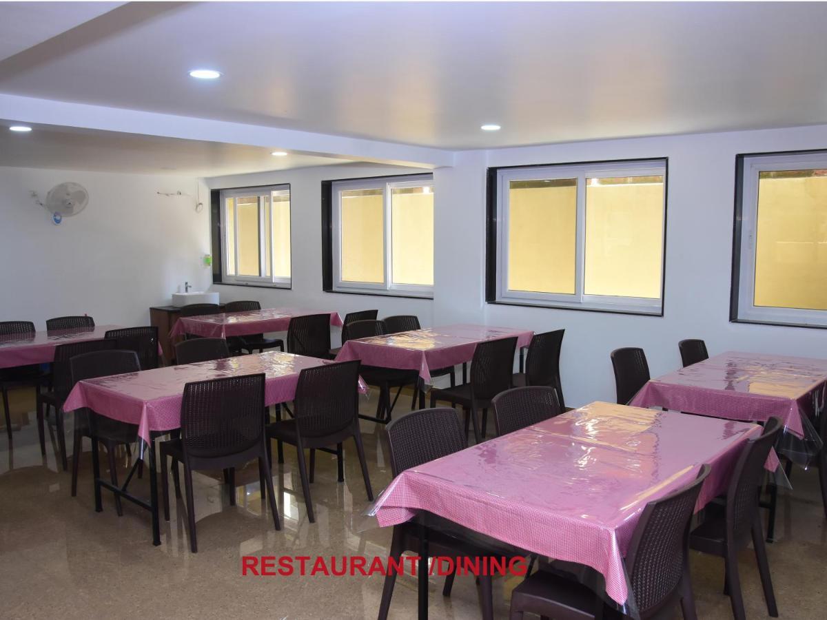מלון Regal Panhala Residency מראה חיצוני תמונה